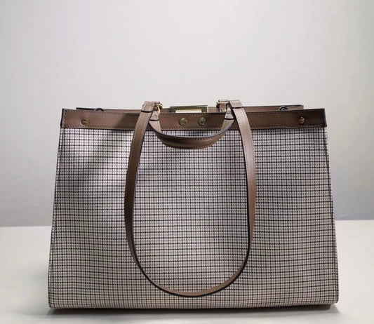 Peekaboo X Tote