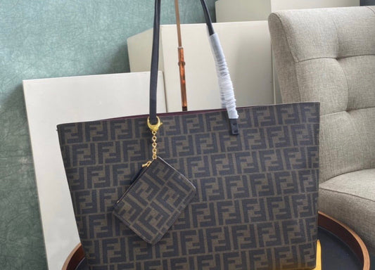 Logo Tote