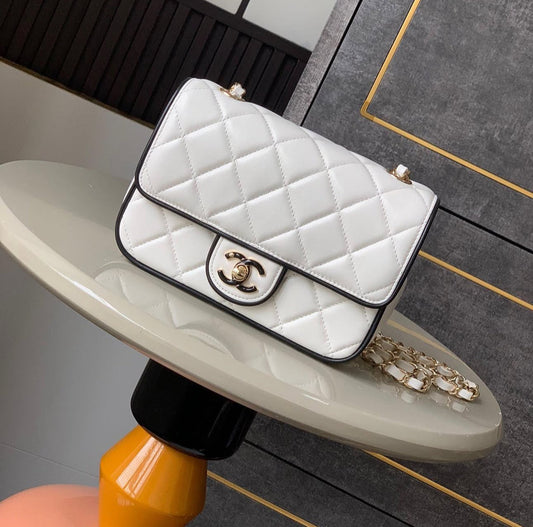 CC Classic Flap
