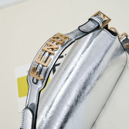 Fen new arrival BAGUETTE bag size: 27*15*6